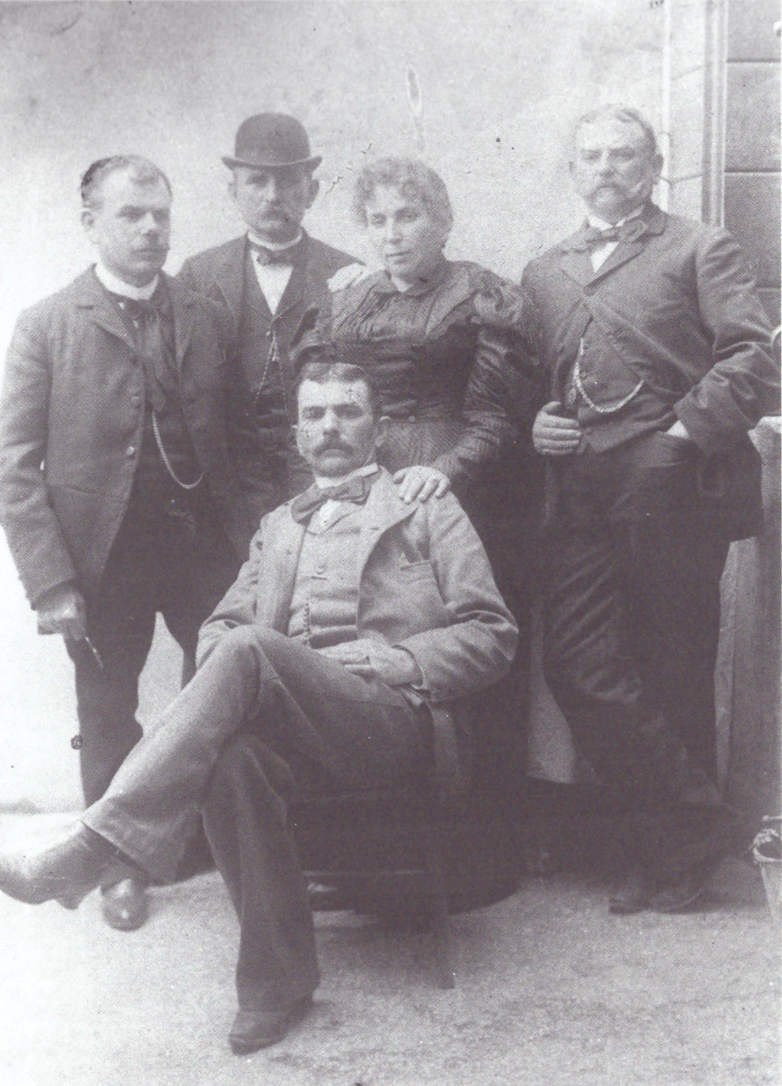 Antonio Montemezzo primo a sinistra con i fratelli 1890